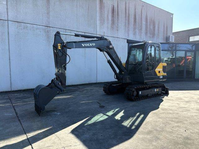Volvo EC55D - حفار زحاف: صورة 1 Volvo EC55D - حفار زحاف: صورة 1