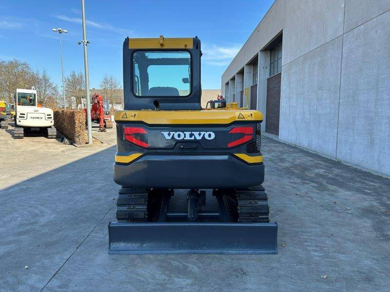 Volvo EC55D - حفار زحاف: صورة 5 Volvo EC55D - حفار زحاف: صورة 5