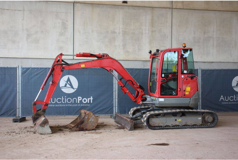 Volvo ECR50D - حفار زحاف: صورة 1 Volvo ECR50D - حفار زحاف: صورة 1