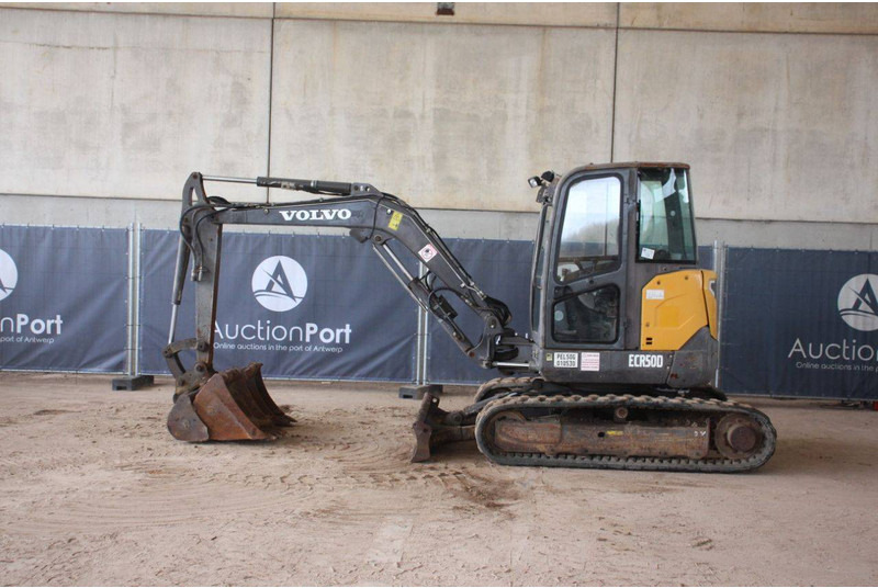 Volvo ECR50D - حفار زحاف: صورة 2 Volvo ECR50D - حفار زحاف: صورة 2