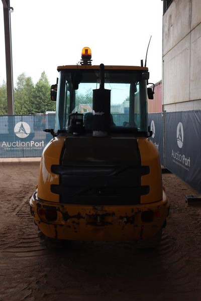 Volvo L25F-P - اللودر بعجل: صورة 4 Volvo L25F-P - اللودر بعجل: صورة 4