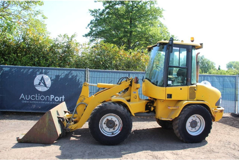 Volvo L30B-Z/X - اللودر بعجل: صورة 1 Volvo L30B-Z/X - اللودر بعجل: صورة 1