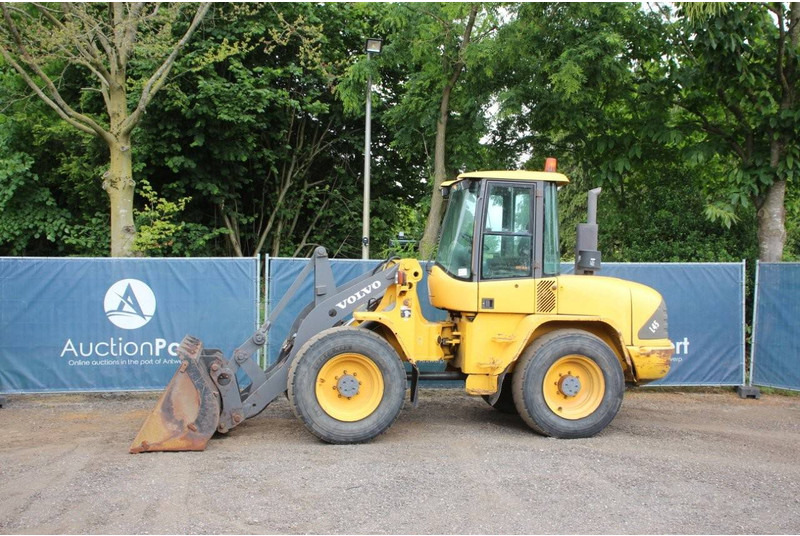Volvo L45TP - اللودر بعجل: صورة 1 Volvo L45TP - اللودر بعجل: صورة 1
