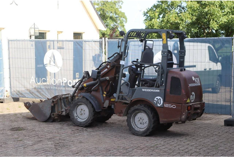 Weidemann 1250 CC35 - اللودر بعجل: صورة 3 Weidemann 1250 CC35 - اللودر بعجل: صورة 3