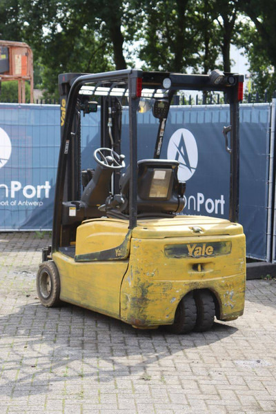Yale ERP18VT - رافعة شوكية كهربائية: صورة 4 Yale ERP18VT - رافعة شوكية كهربائية: صورة 4