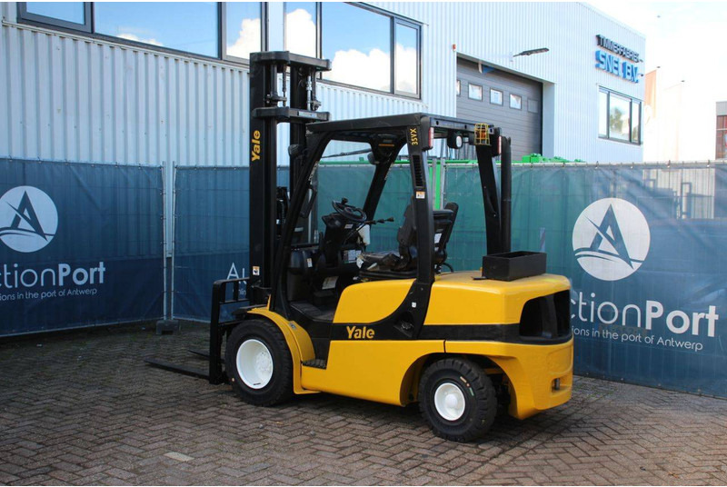 Yale GDP35VX E2795 - رافعة شوكية ديزل: صورة 3 Yale GDP35VX E2795 - رافعة شوكية ديزل: صورة 3