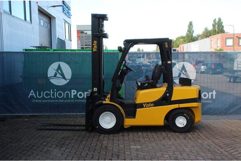 Yale GDP35VX E2795 - رافعة شوكية ديزل: صورة 2 Yale GDP35VX E2795 - رافعة شوكية ديزل: صورة 2