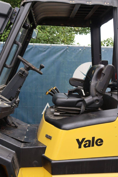 رافعة شوكية تعمل بالغاز Yale GLP55MJ: صورة 19