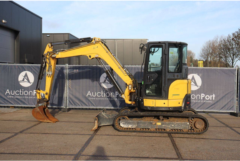 Yanmar VIO50-6B - حفار زحاف: صورة 2 Yanmar VIO50-6B - حفار زحاف: صورة 2
