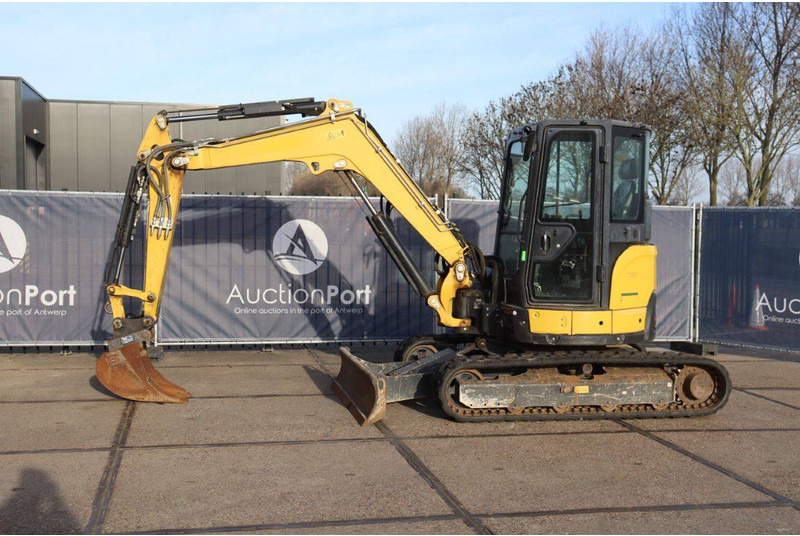 Yanmar VIO50-6B - حفار زحاف: صورة 1 Yanmar VIO50-6B - حفار زحاف: صورة 1