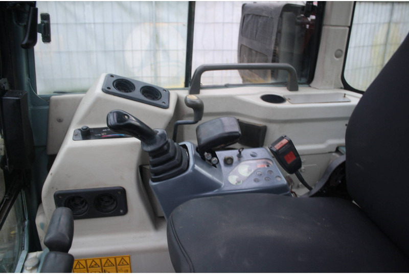 حفار زحاف Yanmar VIO55-5B: صورة 15