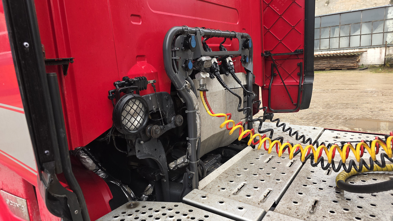 وحدة جر SCANIA R520: صورة 8