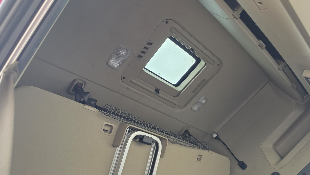 وحدة جر SCANIA R520: صورة 23