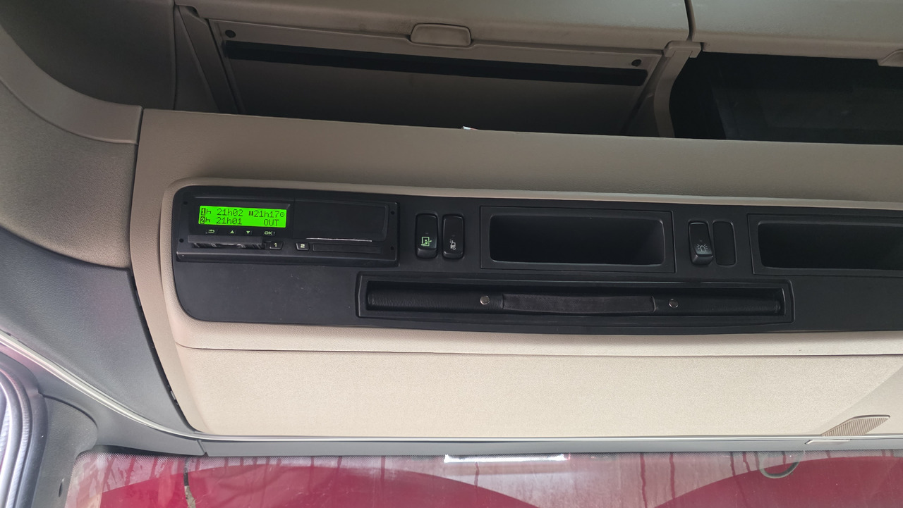 وحدة جر SCANIA R520: صورة 33