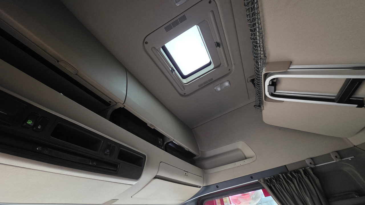 وحدة جر SCANIA R520: صورة 43