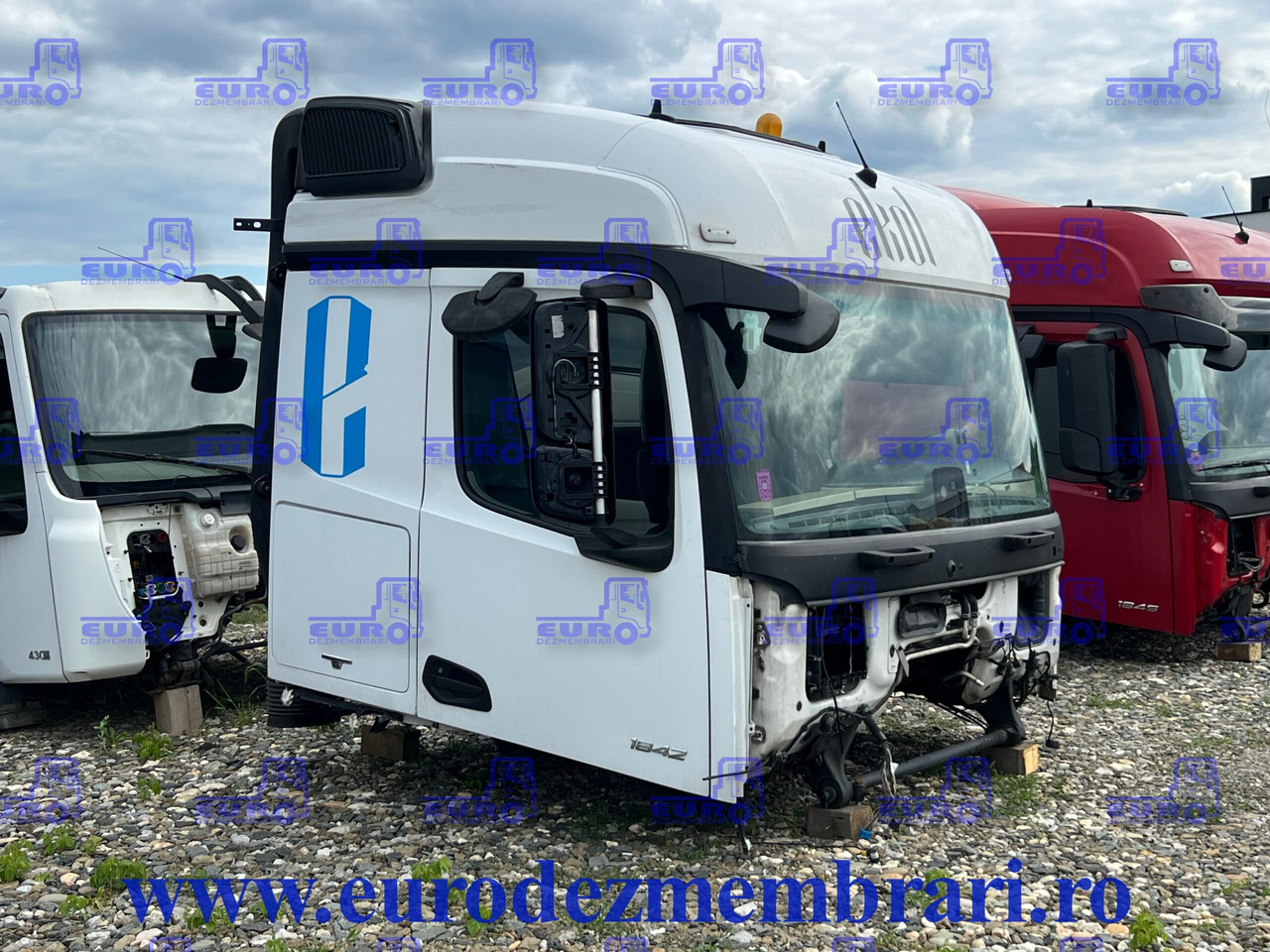 CABINA STREAMSPACE 2.5 MERCEDES ACTROS MP4 - كابينة - شاحنة: صورة 3 CABINA STREAMSPACE 2.5 MERCEDES ACTROS MP4 - كابينة - شاحنة: صورة 3