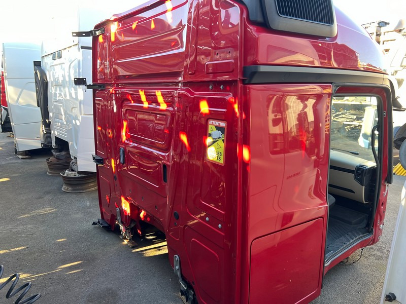CABINA STREAMSPACE 2.5 MERCEDES ACTROS MP5 - كابينة - شاحنة: صورة 2 CABINA STREAMSPACE 2.5 MERCEDES ACTROS MP5 - كابينة - شاحنة: صورة 2