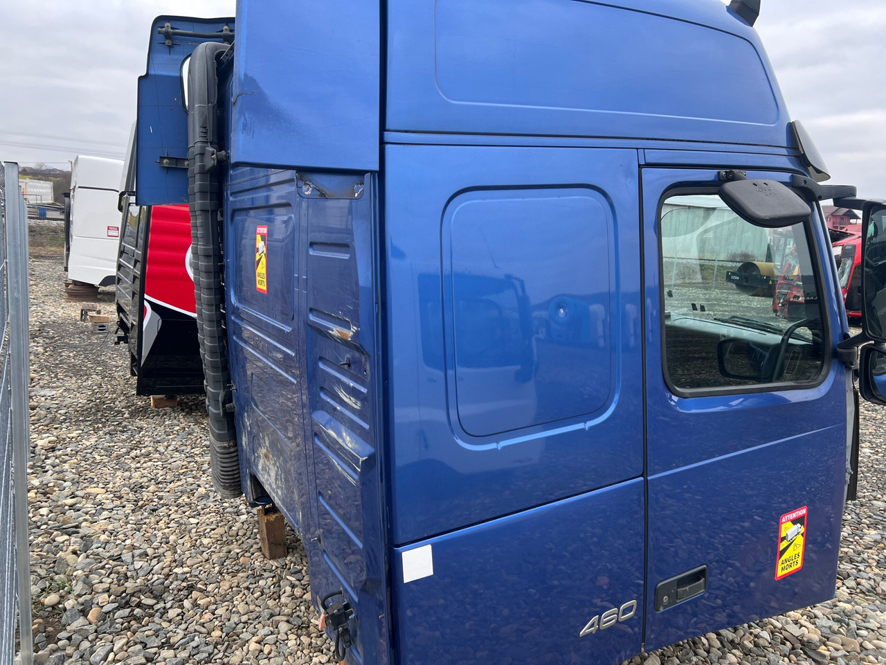 CABINA VOLVO FH13 GLOBETROTTER L2H2 - كابينة - شاحنة: صورة 4 CABINA VOLVO FH13 GLOBETROTTER L2H2 - كابينة - شاحنة: صورة 4