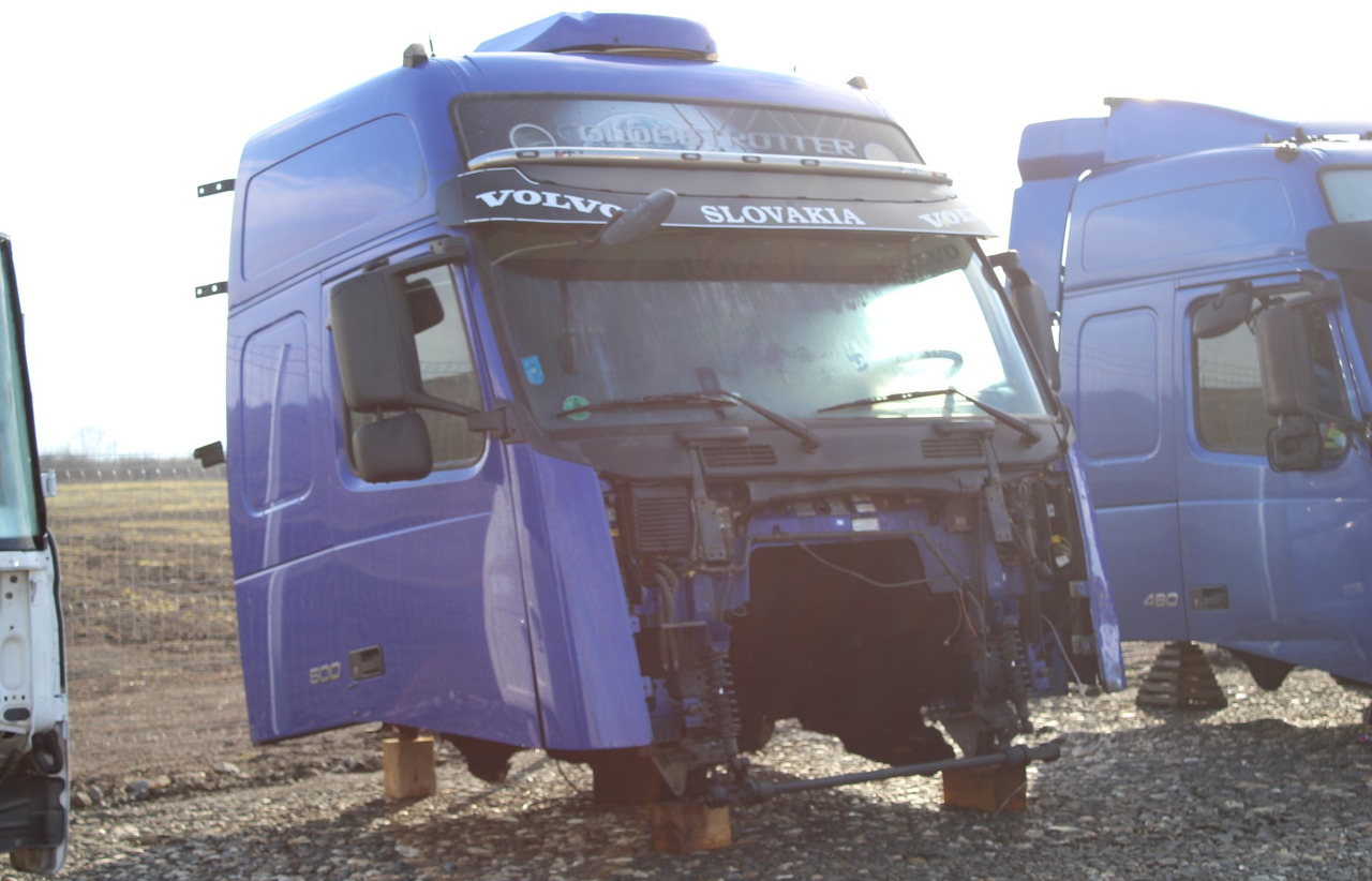 CABINA VOLVO FH13 GLOBETROTTER L2H3 - كابينة - شاحنة: صورة 3 CABINA VOLVO FH13 GLOBETROTTER L2H3 - كابينة - شاحنة: صورة 3