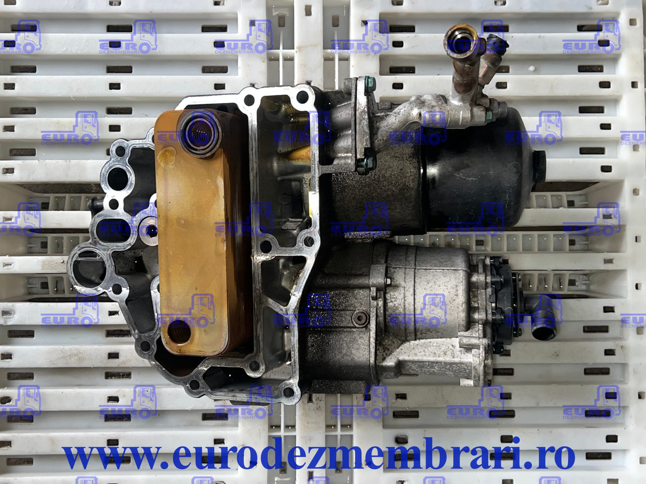 CARCASA FILTRU ULEI + TERMOFLOT + FILTRU CENTRIFUGAL MAN TGX D3876 51.05000.7176, 51.05601.7182, 51.01804.7052 - فلتر الزيت - شاحنة: صورة 1 CARCASA FILTRU ULEI + TERMOFLOT + FILTRU CENTRIFUGAL MAN TGX D3876 51.05000.7176, 51.05601.7182, 51.01804.7052 - فلتر الزيت - شاحنة: صورة 1