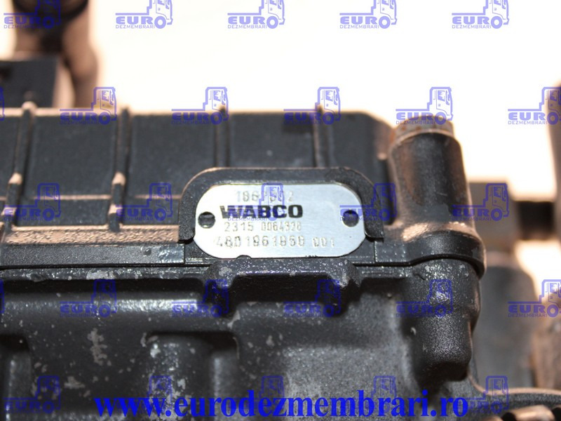 SUPAPA MODULATOR EBS AXA SPATE DAF XF106 1867002, 4801061050, 1818332 - صمام الفرامل - شاحنة: صورة 3 SUPAPA MODULATOR EBS AXA SPATE DAF XF106 1867002, 4801061050, 1818332 - صمام الفرامل - شاحنة: صورة 3