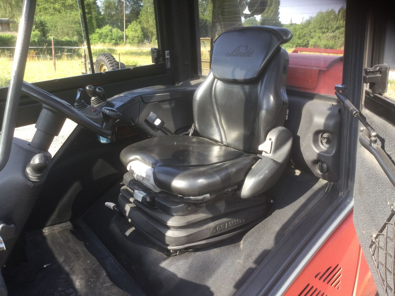 رافعة شوكية تعمل بالغاز Linde H20T: صورة 8