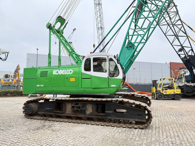 Kobelco BM 700 - رافعة مجنزرة: صورة 1 Kobelco BM 700 - رافعة مجنزرة: صورة 1