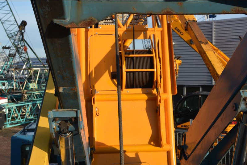 رافعة مجنزرة Sennebogen 3300 LUFFING JIB: صورة 18