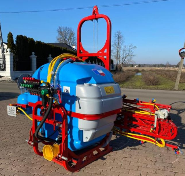 Biardzki Opryskiwacz zawieszany 400 l / Sprayer / Sprüher / - بخاخ مركب على الجرار: صورة 1 Biardzki Opryskiwacz zawieszany 400 l / Sprayer / Sprüher / - بخاخ مركب على الجرار: صورة 1