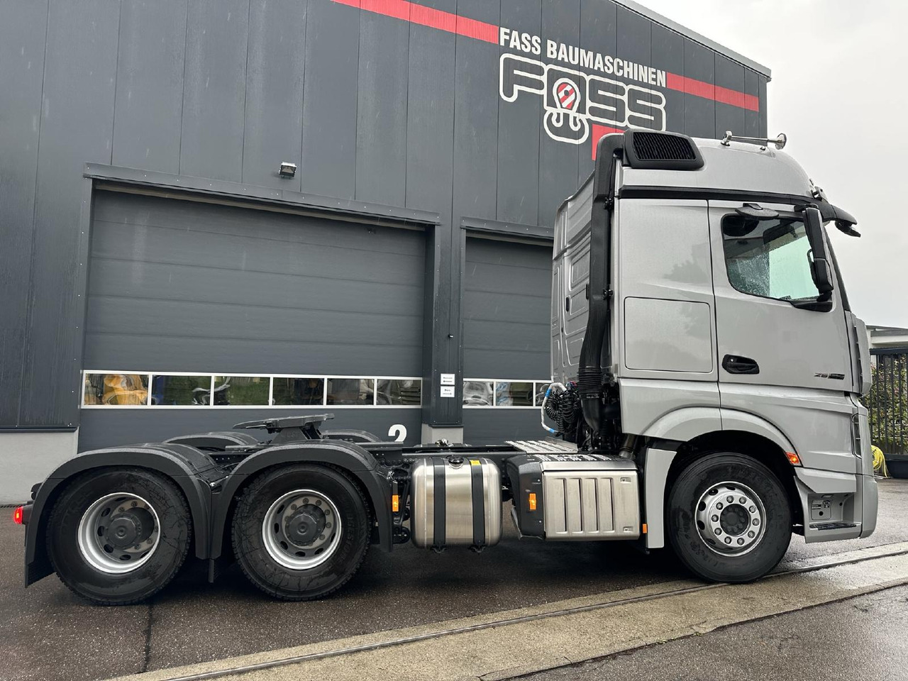 جديدة وحدة جر Mercedes Benz Actros 2652 LS 6x4 | NEUFAHRZEUGE | ZGG 120 to: صورة 11