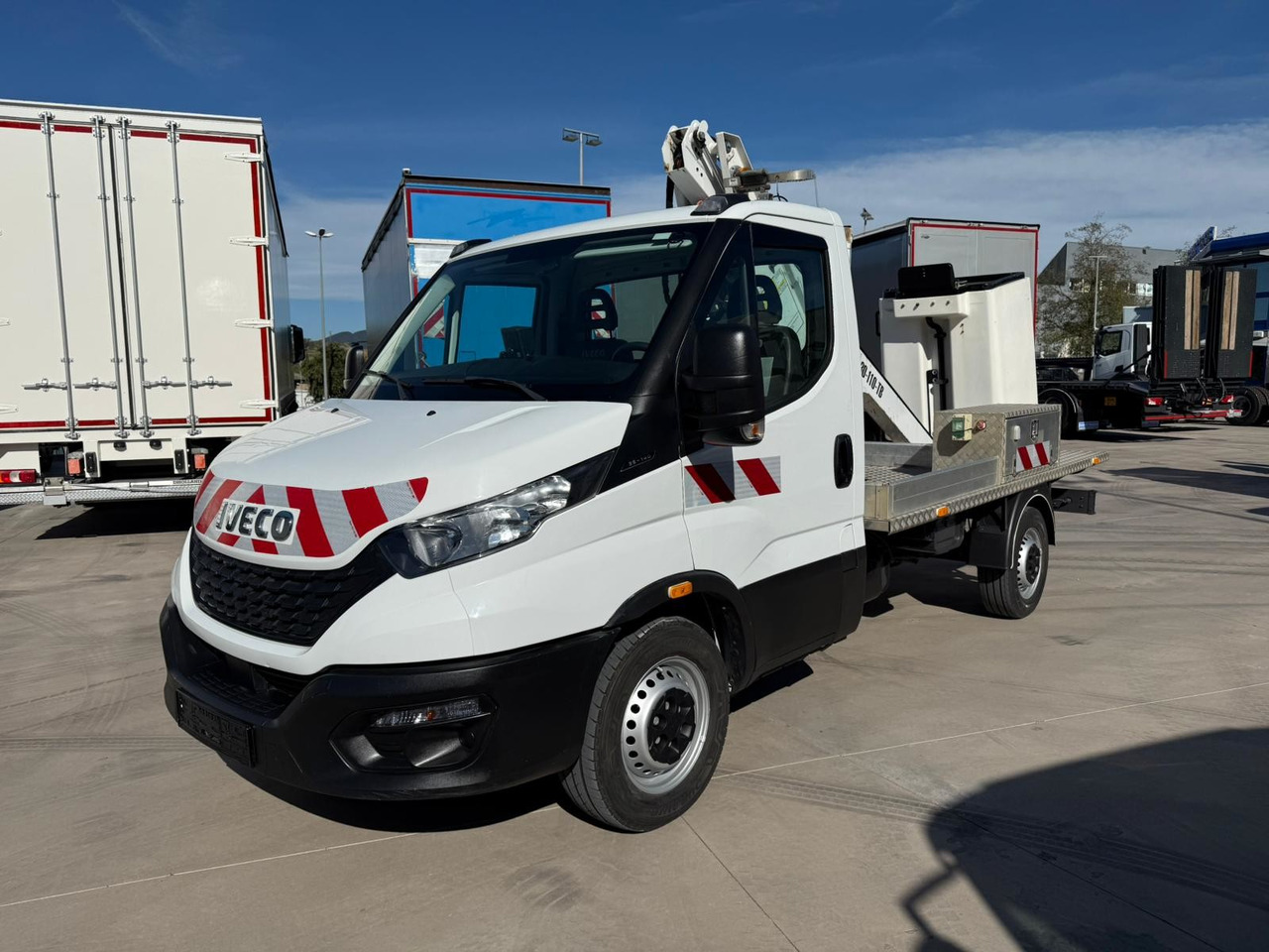 IVECO 35S14 Daily E6 (Basket) - منصة تلسكوبية محمولة على شاحنة: صورة 1 IVECO 35S14 Daily E6 (Basket) - منصة تلسكوبية محمولة على شاحنة: صورة 1