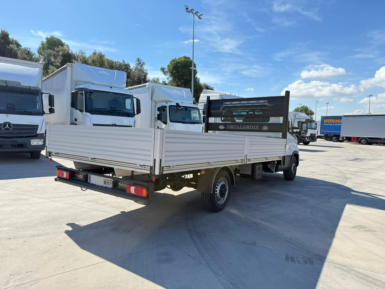 IVECO 35S16 Daily E6 (Open Box) - شاحنة مفتوحة: صورة 4 IVECO 35S16 Daily E6 (Open Box) - شاحنة مفتوحة: صورة 4