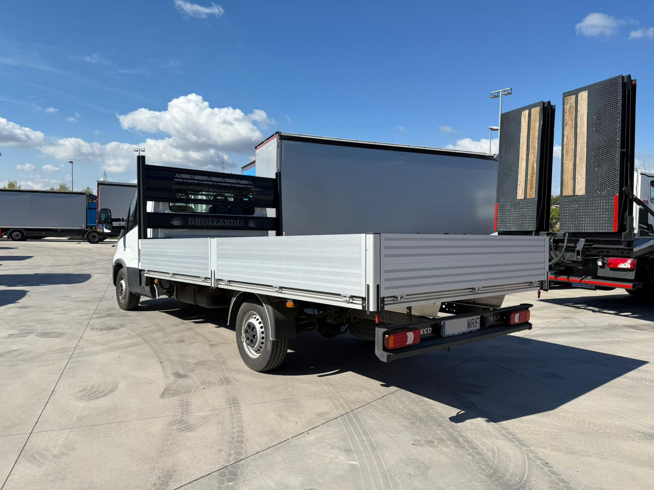 IVECO 35S16 Daily E6 (Open Box) - شاحنة مفتوحة: صورة 3 IVECO 35S16 Daily E6 (Open Box) - شاحنة مفتوحة: صورة 3