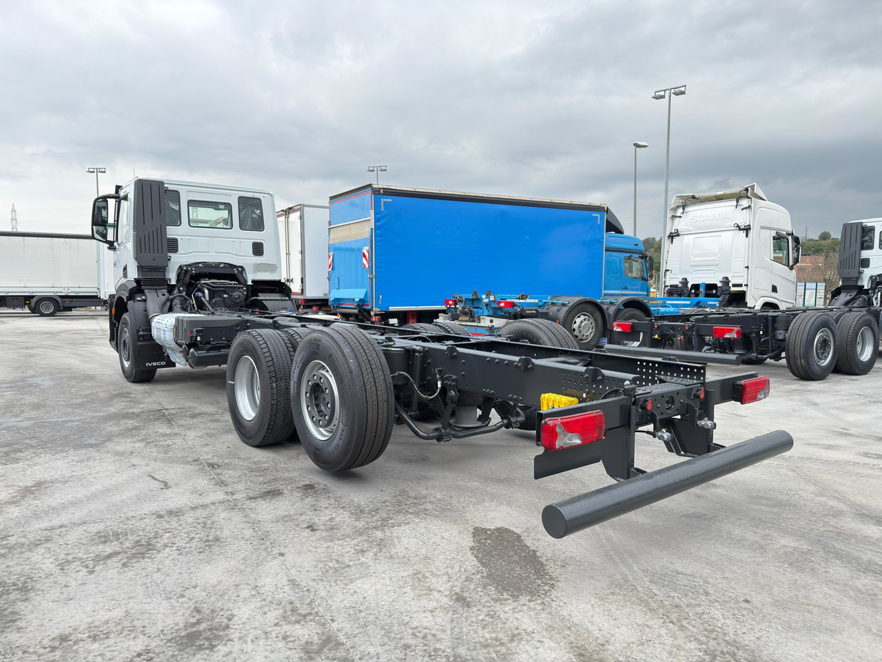IVECO AD280X46 YPS ON X-Way E6 (Chassis) - شاحنة هيكل كابينة: صورة 4 IVECO AD280X46 YPS ON X-Way E6 (Chassis) - شاحنة هيكل كابينة: صورة 4