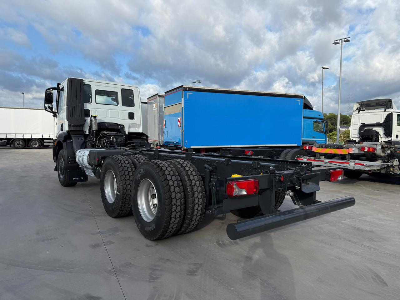 IVECO AD300X46Z OFF X-Way HI-TRACTION E6 (Chassis) - شاحنة هيكل كابينة: صورة 5 IVECO AD300X46Z OFF X-Way HI-TRACTION E6 (Chassis) - شاحنة هيكل كابينة: صورة 5