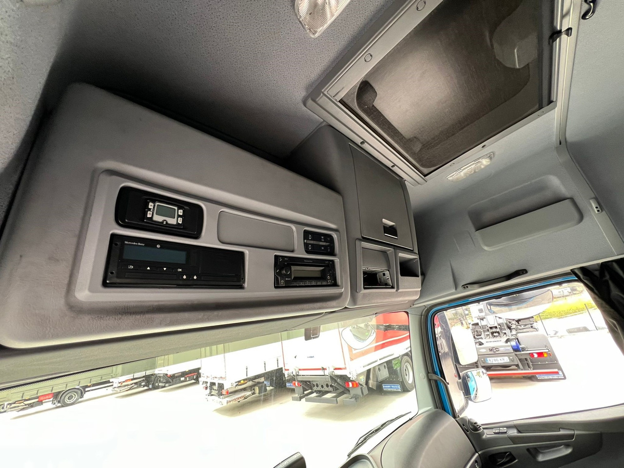 شاحنة ستارة MERCEDES BENZ 13.30L Atego E6 (Tauliner): صورة 7 شاحنة ستارة MERCEDES BENZ 13.30L Atego E6 (Tauliner): صورة 7