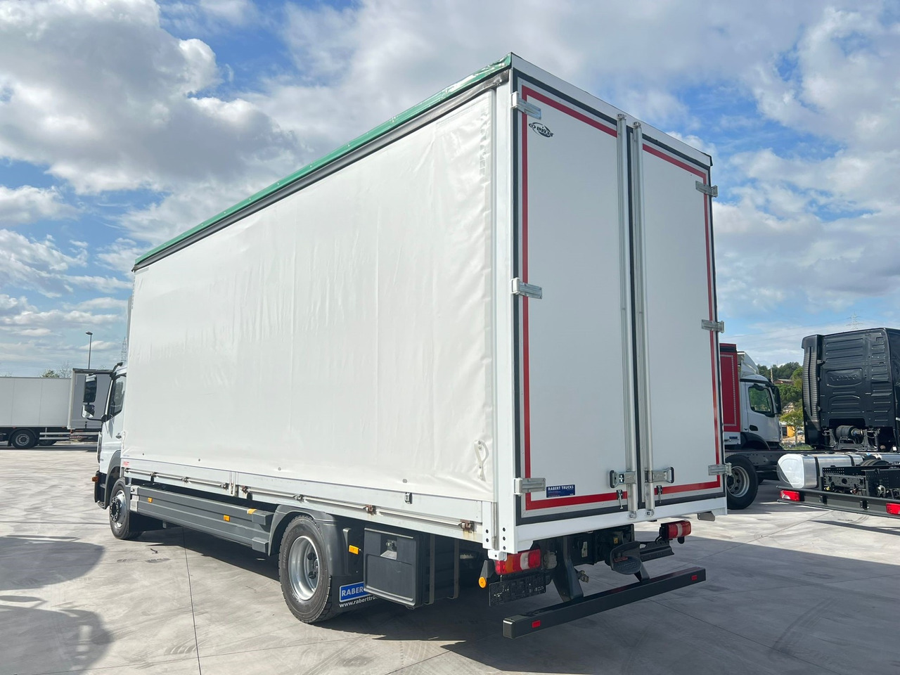 MERCEDES BENZ 15.30L Atego E6 (Semitauliner) - شاحنة ستارة: صورة 3 MERCEDES BENZ 15.30L Atego E6 (Semitauliner) - شاحنة ستارة: صورة 3