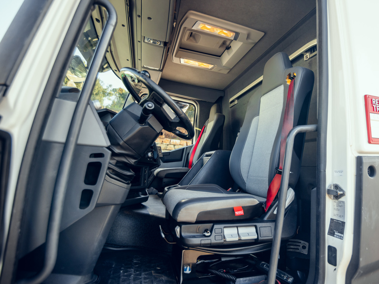 شاحنة هيكل كابينة RENAULT C460 E6 (Chassis): صورة 6 شاحنة هيكل كابينة RENAULT C460 E6 (Chassis): صورة 6