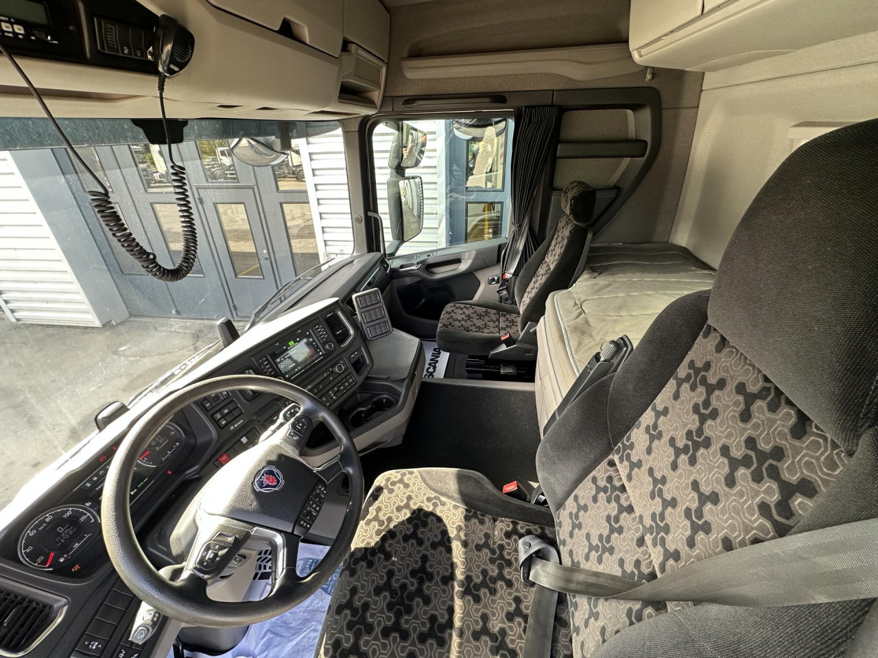 SCANIA R 450 B6x4HA SCANIA R 450 B6x4HA: صورة 13