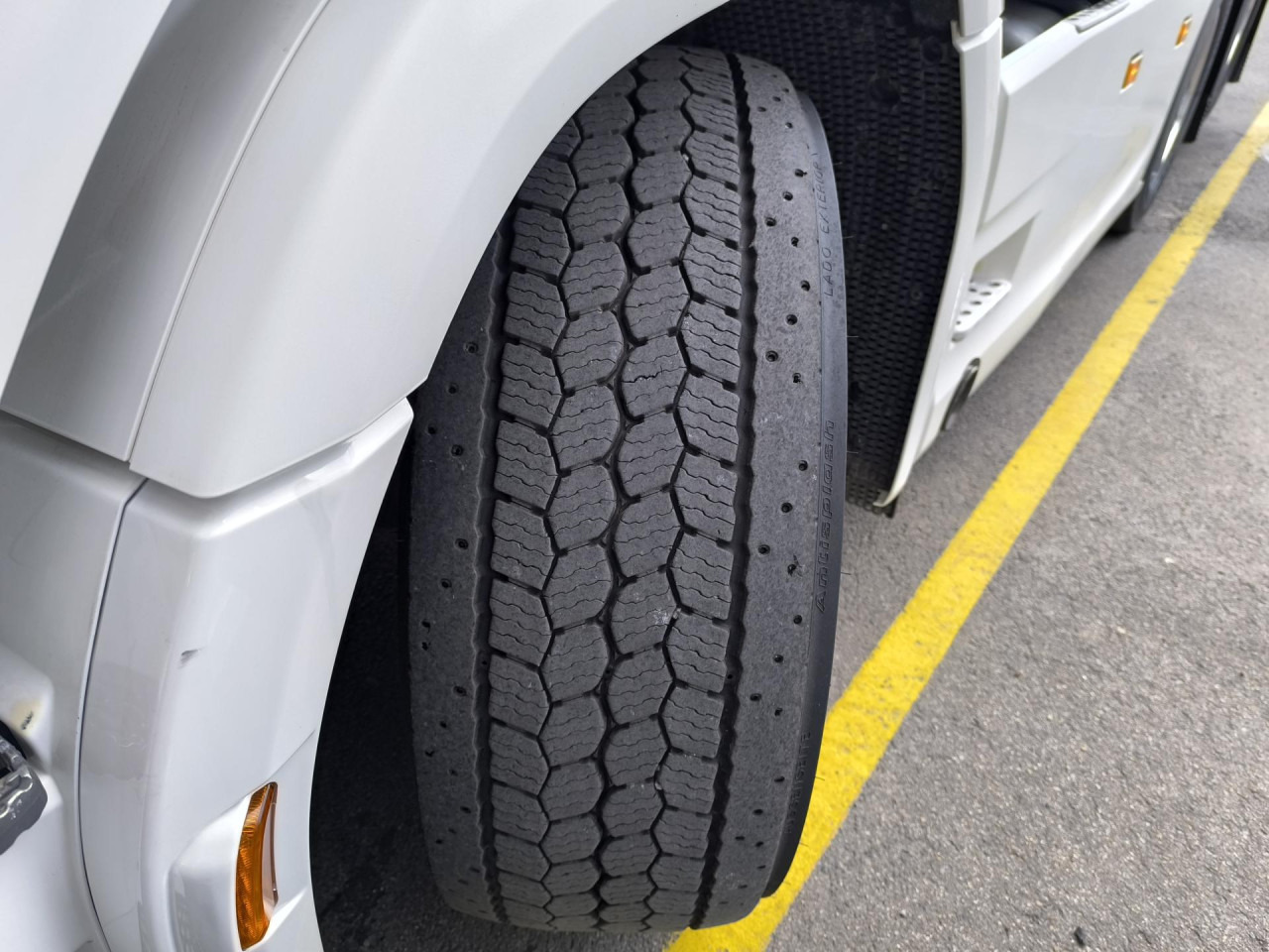 SCANIA R 500 A6x2NB - وحدة جر: صورة 2 SCANIA R 500 A6x2NB - وحدة جر: صورة 2