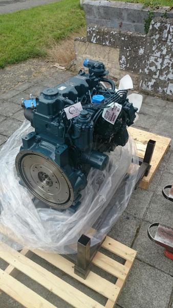 Kubota V3300 - محرك - آلات البناء: صورة 3 Kubota V3300 - محرك - آلات البناء: صورة 3