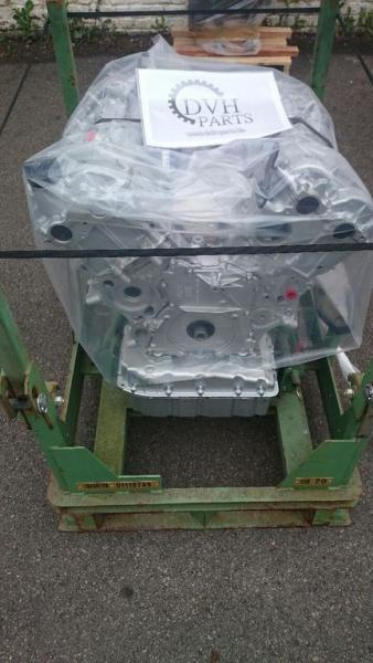 Nc Moteur MERCEDES-BENZ OM642.896 pour minibus MERCEDES-BENZ SPRINTER, OM 642 896 neuf - محرك - حافلة صغيرة: صورة 1 Nc Moteur MERCEDES-BENZ OM642.896 pour minibus MERCEDES-BENZ SPRINTER, OM 642 896 neuf - محرك - حافلة صغيرة: صورة 1