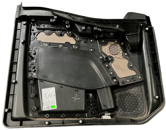 MAN - مصد العربة: صورة 2 MAN - مصد العربة: صورة 2