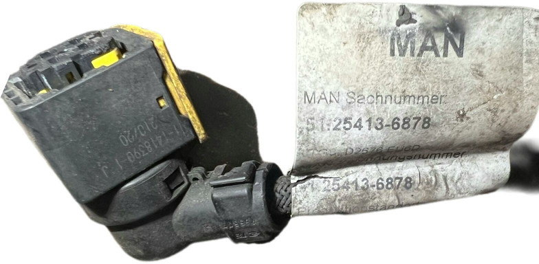 MAN - تسخير/ تجميع الكابلات: صورة 3 MAN - تسخير/ تجميع الكابلات: صورة 3