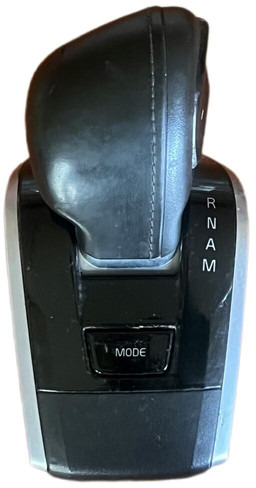 Volvo  - عتلة تبديل السرعة: صورة 2 Volvo  - عتلة تبديل السرعة: صورة 2