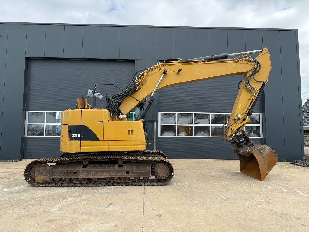 حفار زحاف CAT 321 D LCR: صورة 11