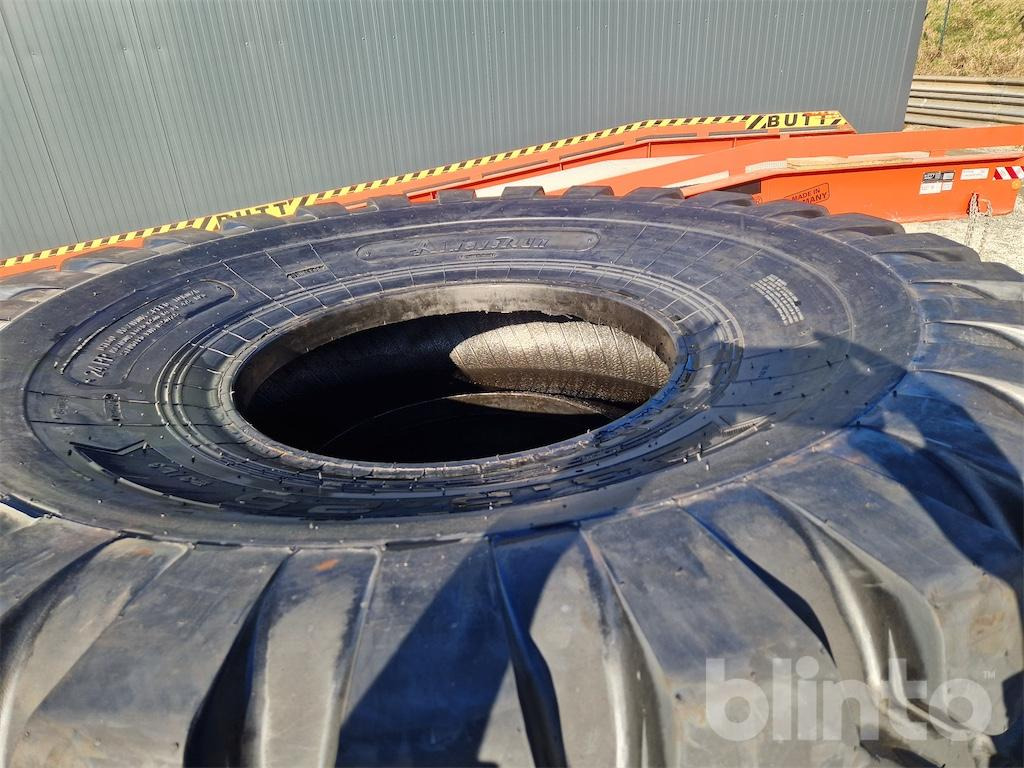 AlwaysRun Größe 23.5-25 unbenutzt (2025) - إطارات: صورة 4 AlwaysRun Größe 23.5-25 unbenutzt (2025) - إطارات: صورة 4