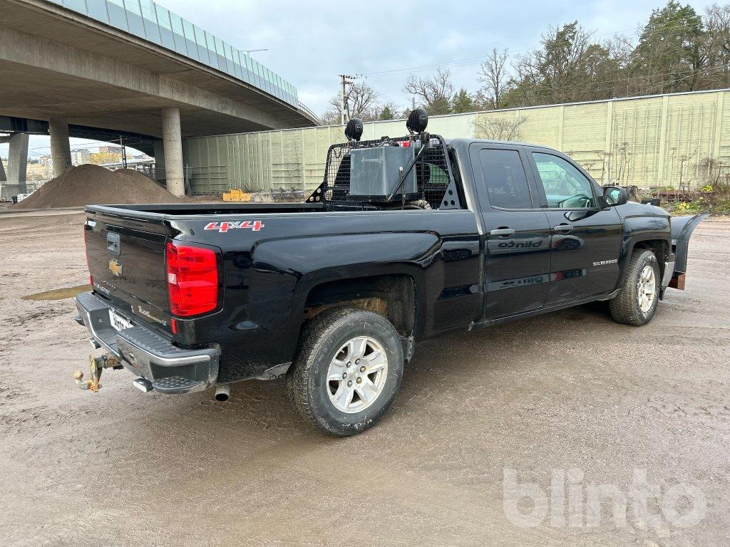 CHEVROLET SILVERADO - شاحنة التوصيل: صورة 5 CHEVROLET SILVERADO - شاحنة التوصيل: صورة 5