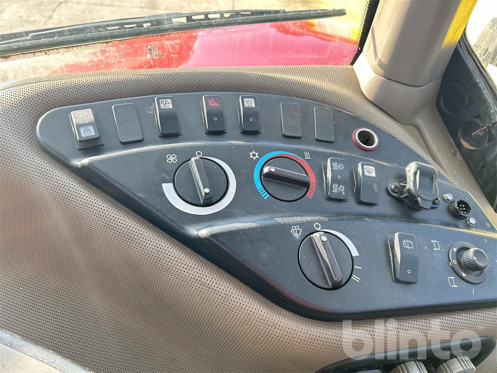 جرار Case IH Magnum 340 Profi (2014): صورة 33 جرار Case IH Magnum 340 Profi (2014): صورة 33