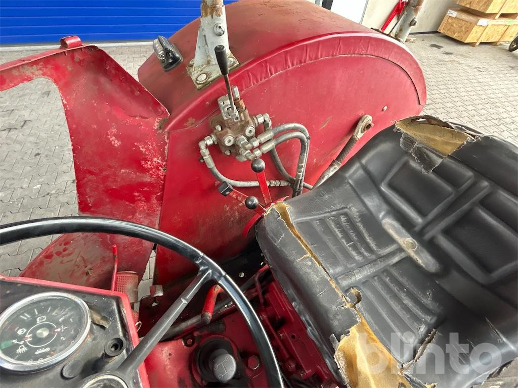 جرار Case IHC 654: صورة 12 جرار Case IHC 654: صورة 12